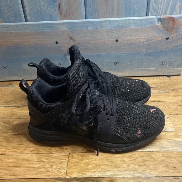 APL Ascend M Black Sneakers Cushioned Sole Size 9.5 w/ PINK SPLATTER PAINT OOAK - Picture 1 of 6